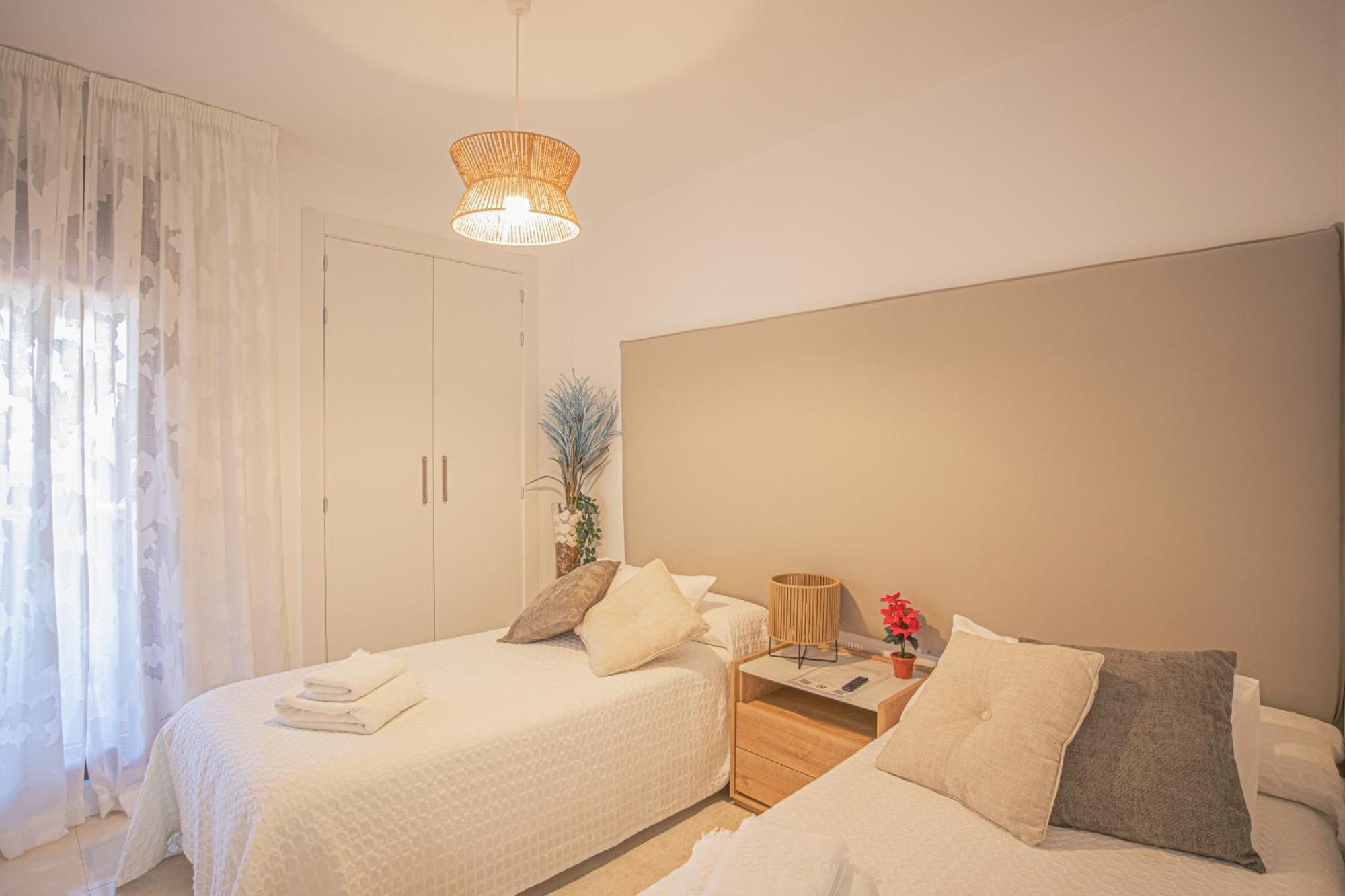 Buenti Apartments エステポナ エクステリア 写真