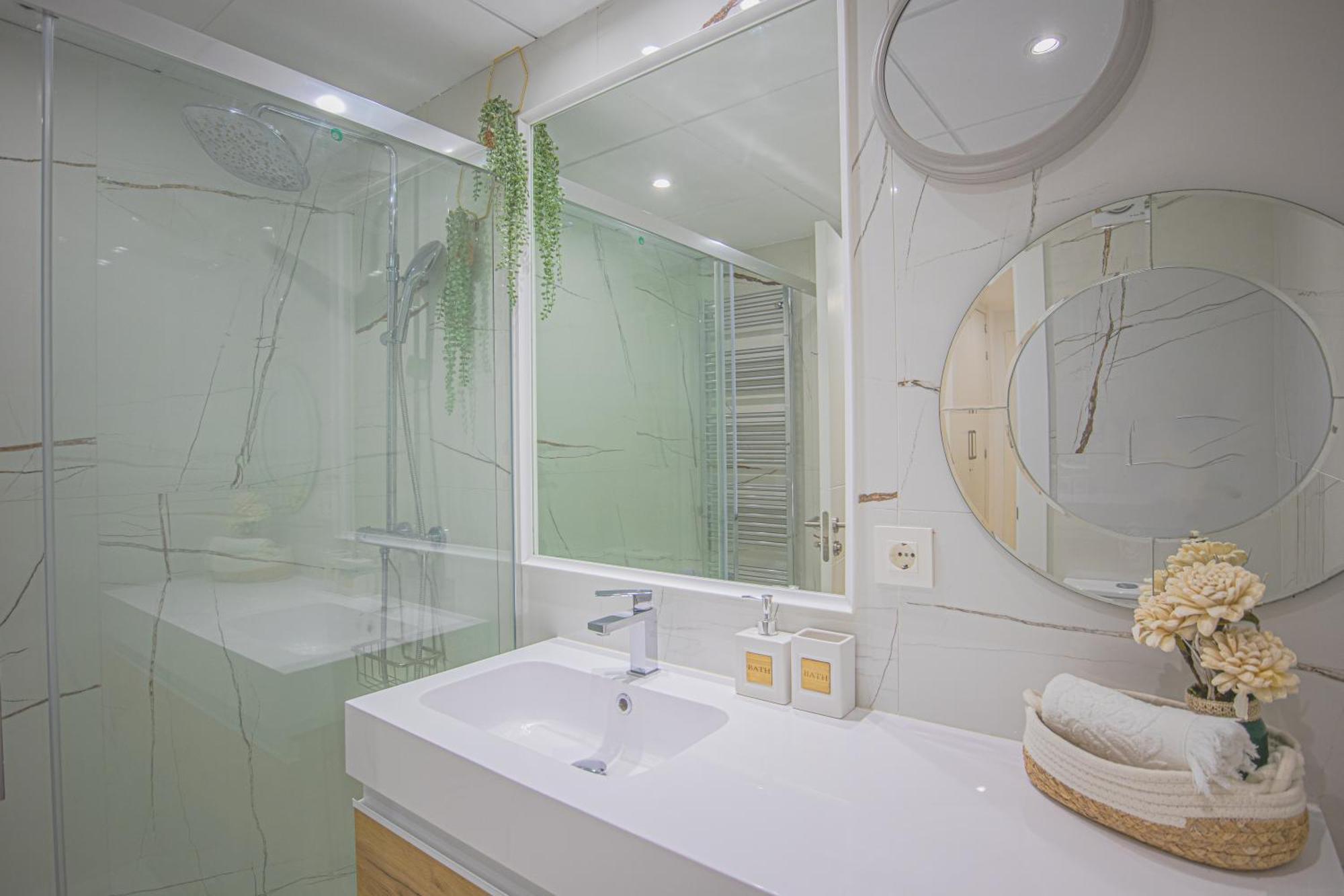 Buenti Apartments エステポナ エクステリア 写真