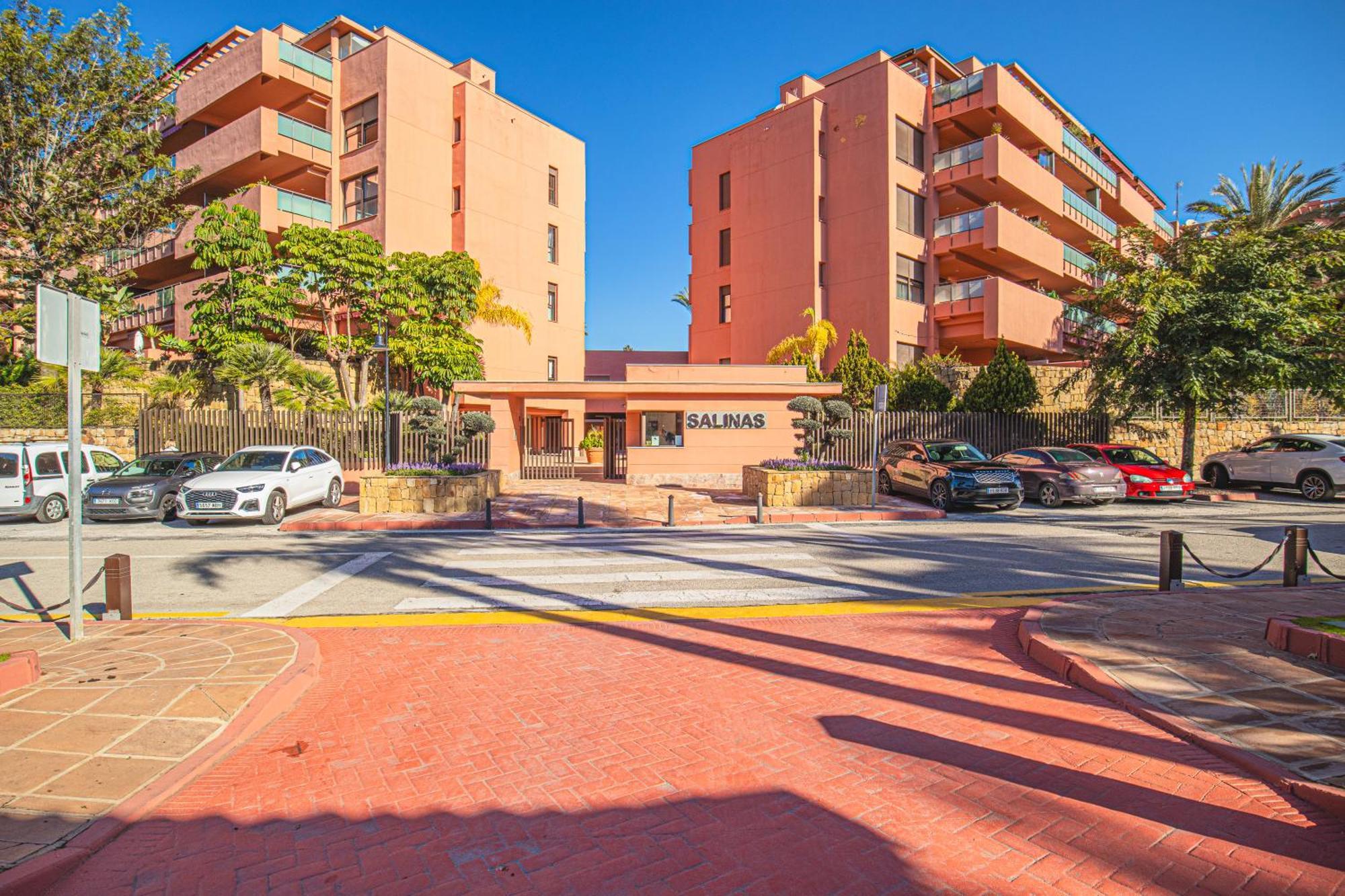 Buenti Apartments エステポナ エクステリア 写真