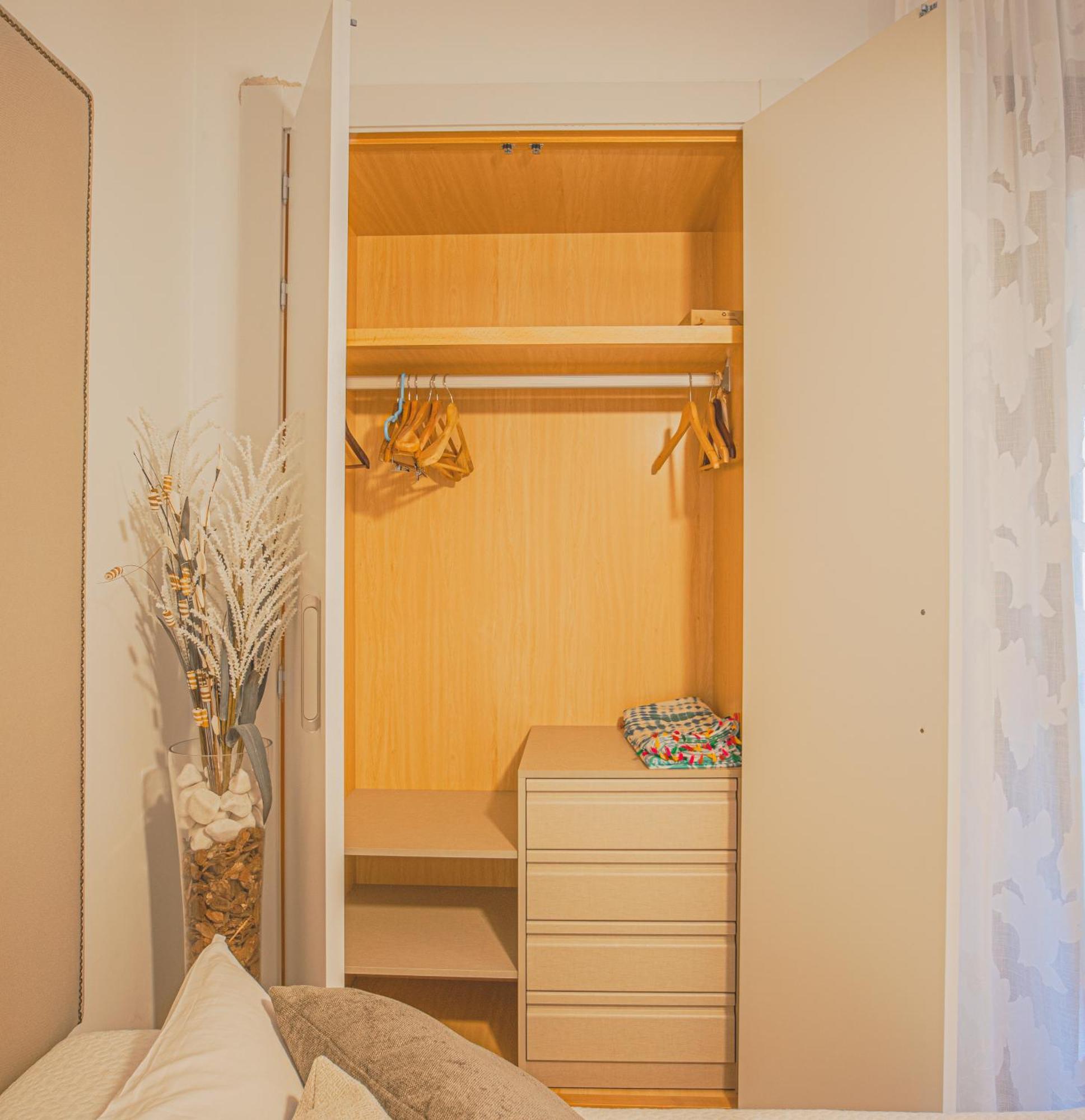 Buenti Apartments エステポナ エクステリア 写真